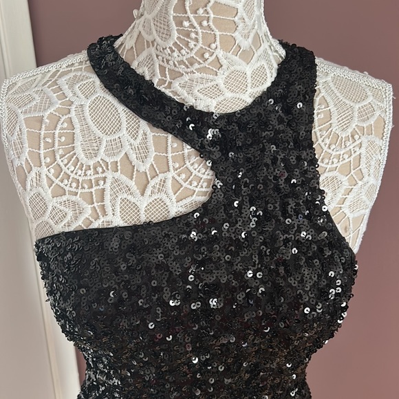 CLUB L LONDON Black Seduce Me Sequin Midi Dress - Picture 4 of 10